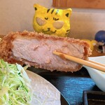 とんかつ たこつぼ - とんかつ、にゅ〜〜ん！