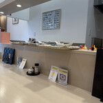 遊膳 - カウンター一部