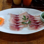 鯉ひろまつ - 皮付き刺身