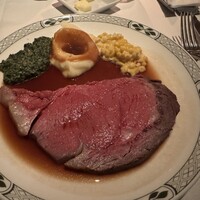 ロウリーズ・ザ・プライムリブ 恵比寿ガーデンプレイス店 - 