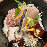 お料理 とみやま - 海鮮丼御膳