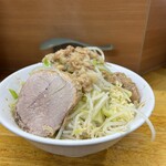ラーメン二郎 立川店 - ニンニク、ヤサイ、アブラマシ