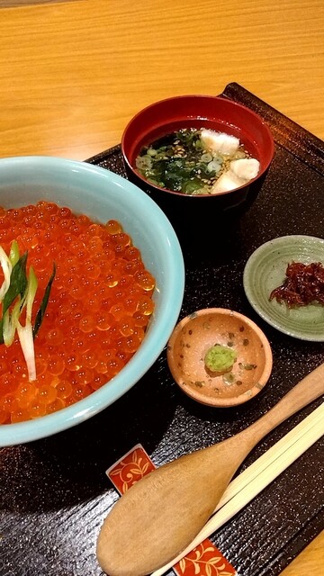 いくら家丼 頂 （イクラヤドン） - 明石/海鮮丼 | 食べログ