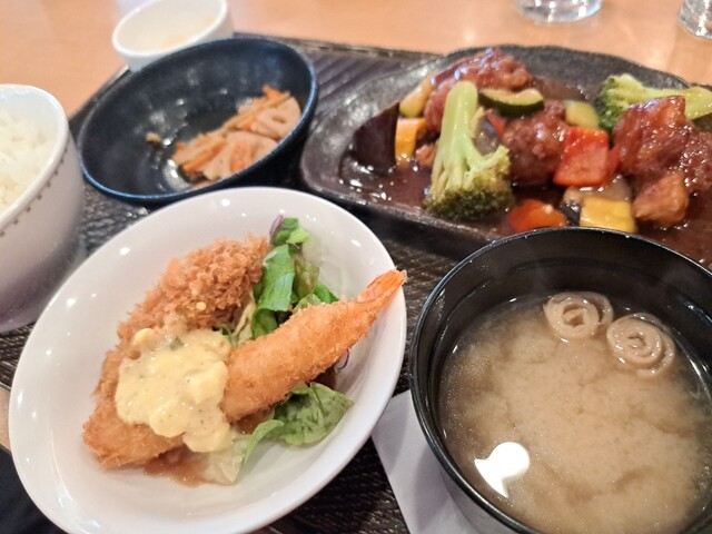 Gusto Sakai Midorigaoka Nakamachi Ten photo 5