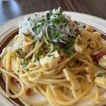 IL PLANETARIO - ⚫︎シラスとキノコ、ミニトマトのピリ辛
      　【ペペロンチーノ】