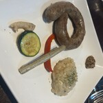 湯島天神横ラクレットグリル チーズ料理＆スイスワインのお店 - 