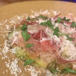 ブラッスリー 航 - 茄子のたたきと生ハム