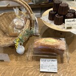 パティスリーカヌリエ - 焼き菓子、カヌレも❗️