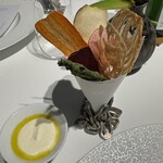 レフェルヴェソンス - 野菜クリスプのブーケ&豆腐サワークリーム