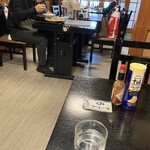 三松会館 - 店内