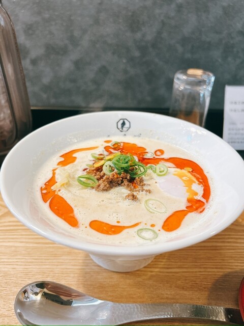 京都担担麺 金鵄楼 本店 (キンシロウ) - 丸太町(京都市営 京都担担麺 金鵄楼 本店 (キンシロウ) - 丸太町(京都市営