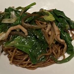 中国飯店 富麗華 - 特製 富麗華式オイスターソース焼きそば