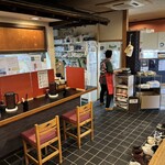 中華そば 四つ葉 - 店内
