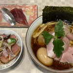 中華そば 四つ葉 - 特製四つ葉そば、炙り鴨丼、お寿司