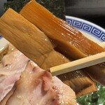 拉麺 生姜と肉 - メンマ