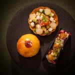 Bol - Asian Reimagined - 料理写真: