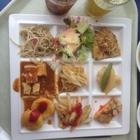 スカイクルーズマクハリ アパホテル＆リゾート東京ベイ幕張 - 9分割プレート