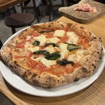 ピッツェリア テルツォ オケイ - 