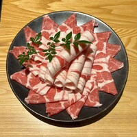 華蓮  大阪心斎橋店 - 黒豚バラ肉、黒豚肩ロース