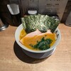 ラーメン 野良裏家