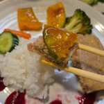 キッチン ブルー グローブ - 南瓜を添えて