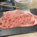 俺の焼肉 博多 - A5黒毛和牛炙り大判サーロイン