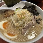 ハッスルラーメンホンマ - 2025/3/9 ディナーで利用。豚骨醤油！復刻スペシャルラーメン(1,150円)