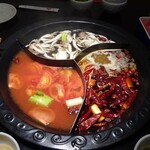 四川伝統火鍋 蜀漢 心斎橋店 - 火鍋　キノコ　トマト