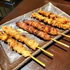 とりかわ処 鶏高 - 鶏皮。左から、塩、醤油、タレ