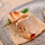 鮨 しゅん輔 - 脂の量が多目なのでフワフワに仕上がるとのこと
