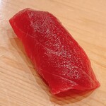 鮨 しゅん輔 - 赤身です