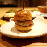 鳥匠いし井ひな - 粗挽きミンチバーガー おろしポン酢ソース