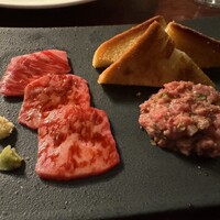 カルネジーオ イースト - 