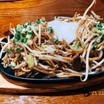 来々軒 - こちら全体像。ビジュアルからしてもう美味しい笑