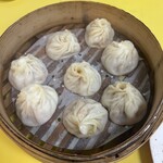 世界豆漿大王 - 小籠包