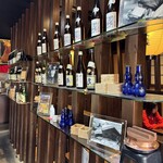 魚沼釜蔵総本店 - 店内