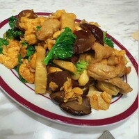 ON the TABLE CHINESE - 