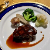 万平ホテル メインダイニングルーム - 