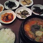 韓国家庭料理 我が家 - スンドゥブチゲ♪