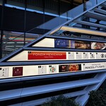 銀座焼とり 京丹波 - エスカレーター登って２階です