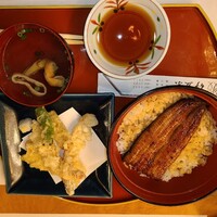 鰻割烹 伊豆栄 本店 - 