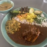 スパイスカレー モクロミ - 