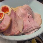 いかれたヌードル フィッシュトンズ - 贅豚チャーシュー