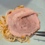 いかれたヌードル フィッシュトンズ - 贅豚バラ巻きチャーシュー