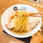 RAMEN ぶろす - 北海道醤油らーめん(麺)