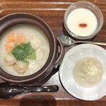 粥餐庁  - 3種海鮮のお粥@1050                                                     Bセット（ちび肉まん＆杏仁豆腐）＋320