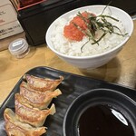 らーめん二男坊 - 博多セットの明太ごはん＆餃子４個