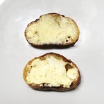 ロダス - 邪道ですが、私のお気に入りのセテュヌボンニデーのバゲットに塗っていただきました