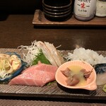 花ゆず - ちょこ盛り：２２００円（のどぐろ、あんきも、生タコ、ほたるいか、しめ鯖、大トロ）