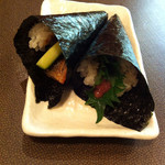 市場ずし駅前 - 手巻き うなきゅう&梅しそ